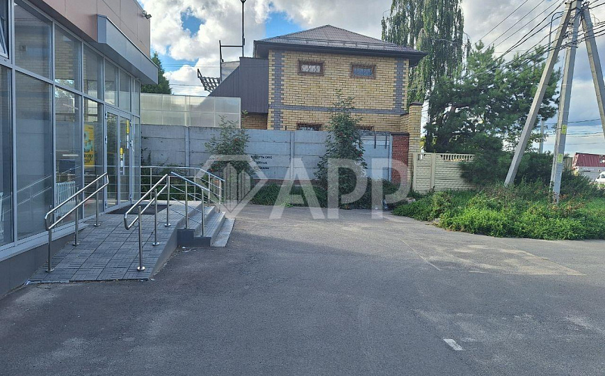 Продам здание на первой линии, 173м² фото