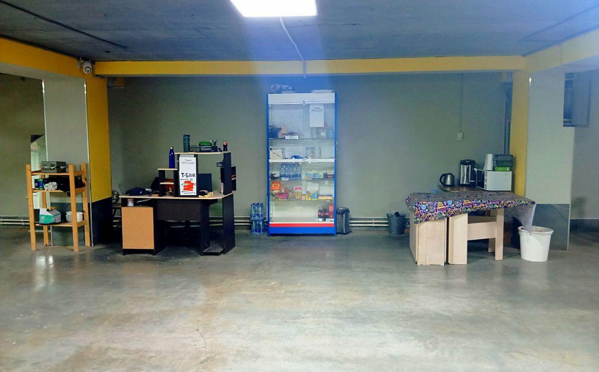 Отдельно стоящее здание, 2 500 м²+1300 м2 фото