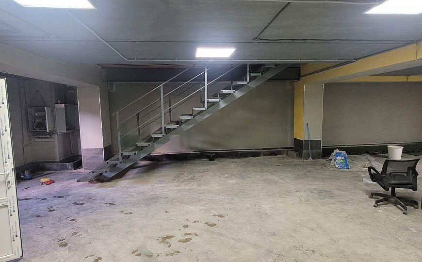 Отдельно стоящее здание, 2 500 м²+1300 м2 фото