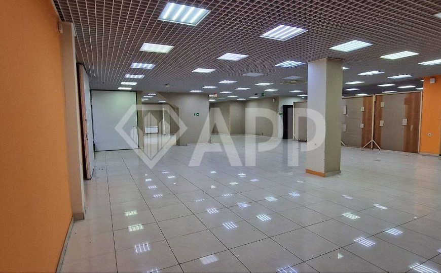 1 линия/Мебельный центр/ТК Магистраль, 252 м² фото