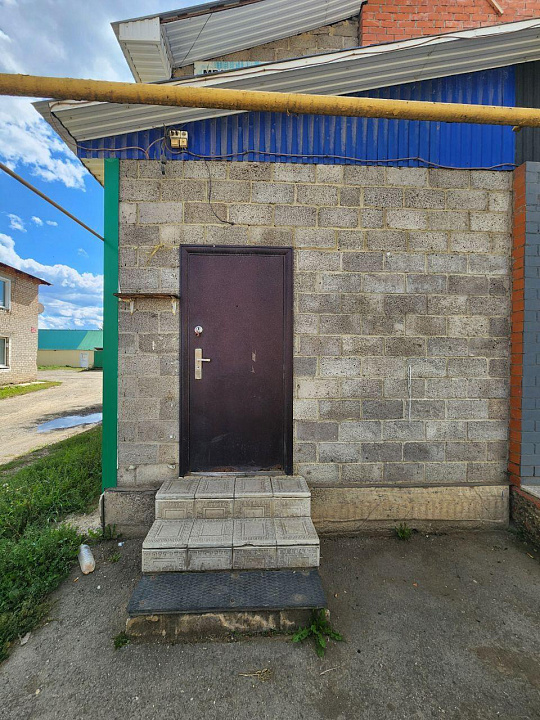 Помещение 29,7 кв.м на красной линии фото