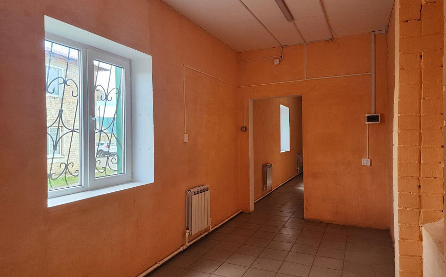 Помещение 29,7 кв.м на красной линии фото