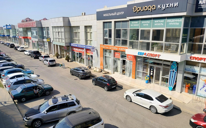 Сдам помещение свободного назначения, 183 м² фото