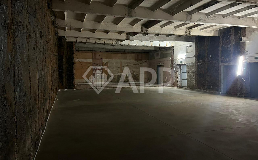 Сдаю помещение свободного назначения, 270 м² фото