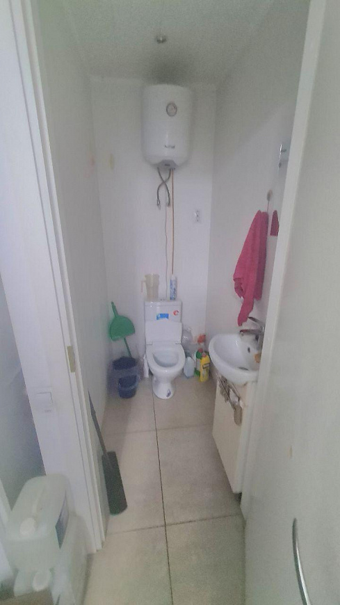 Помещение свободного назначения на 1линии фото