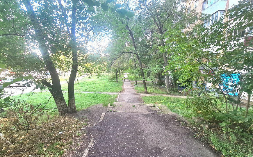 Помещение свободного назначения на 1линии фото