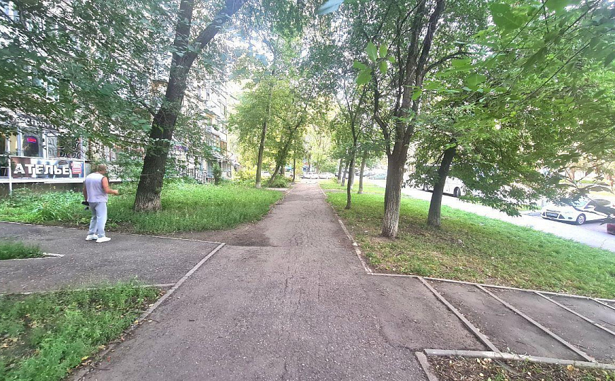 Помещение свободного назначения на 1линии фото