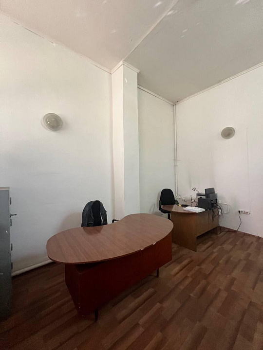 Продажа автосервиса с земельным участком фото