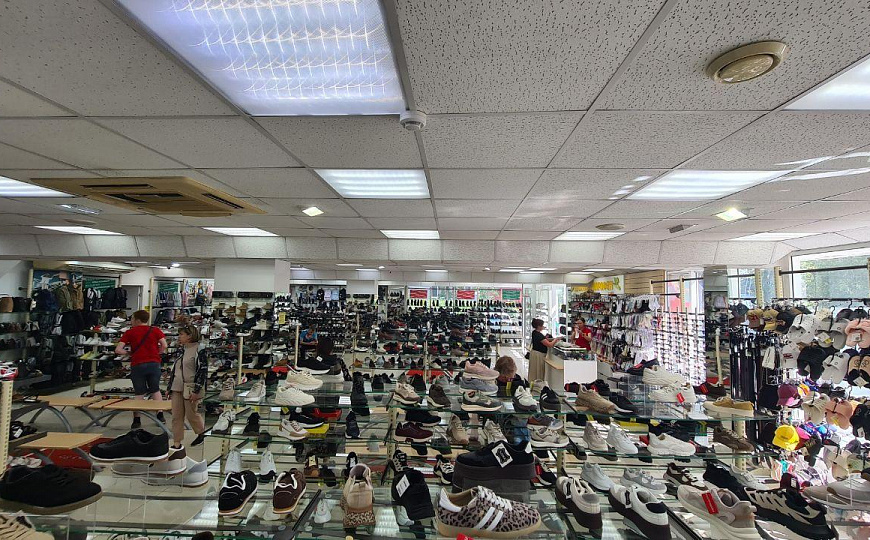 Помещение свободного назначения на 1 линии фото