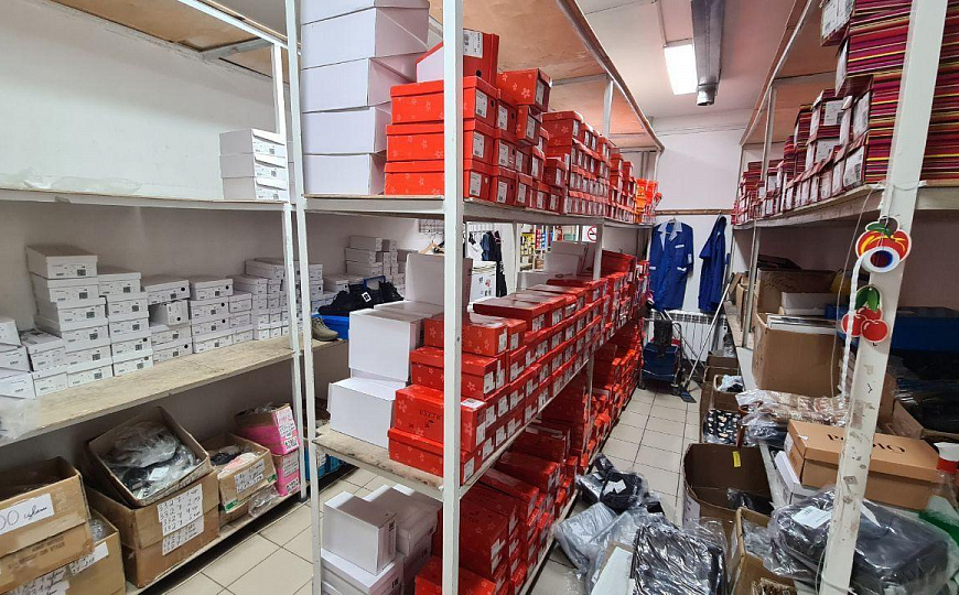 Помещение свободного назначения на 1 линии фото