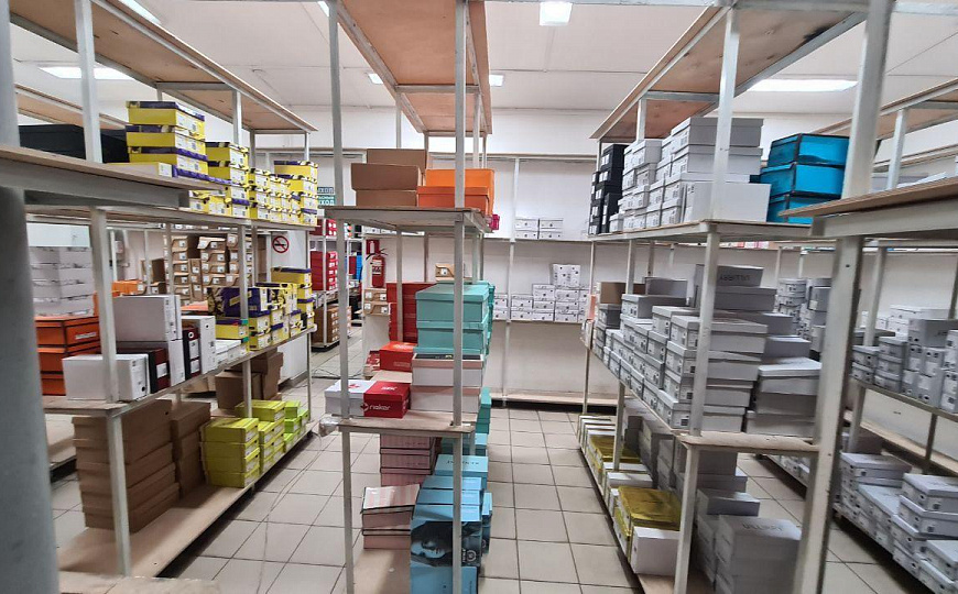 Помещение свободного назначения на 1 линии фото