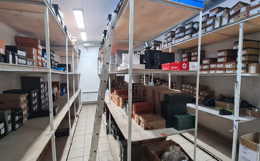 Помещение свободного назначения на 1 линии фото