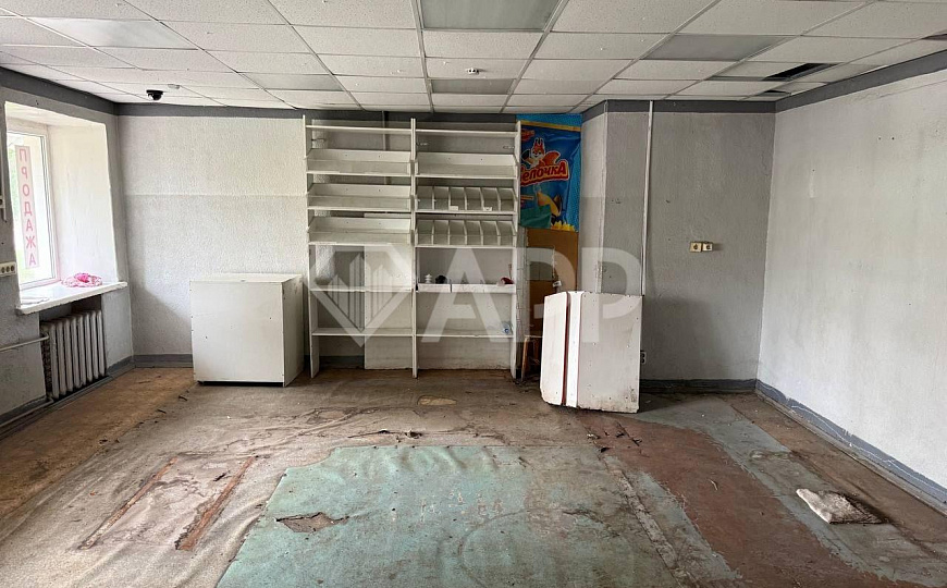Торговое Помещение на красной линии фото