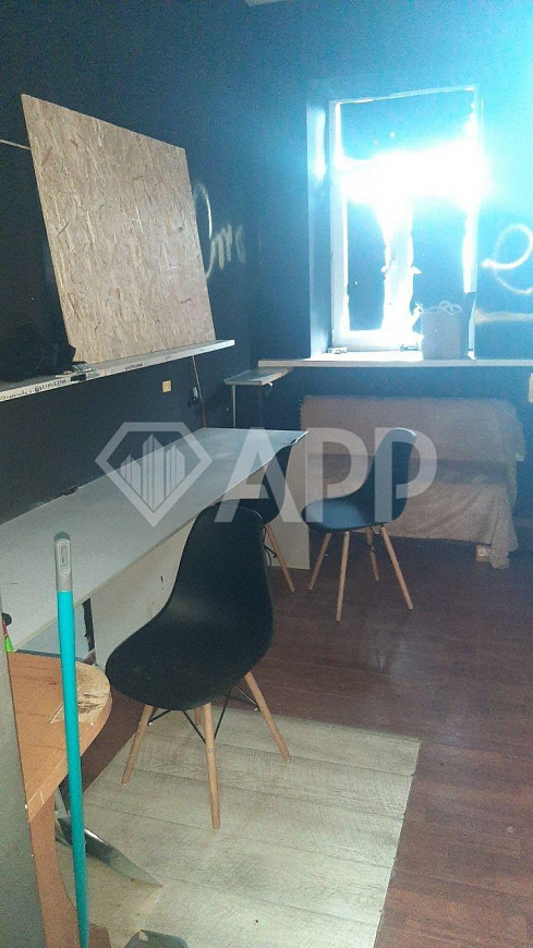 открытое помещение с баром фото