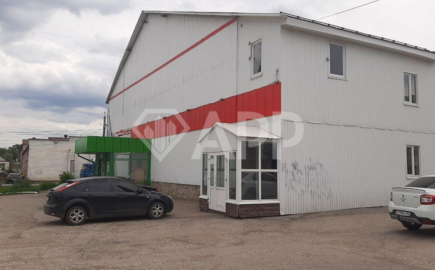 Помещение в едином зале на К Маркса 151 фото