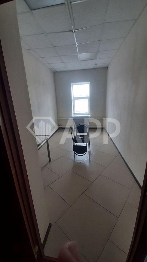 Помещение в едином зале на К Маркса 151 фото