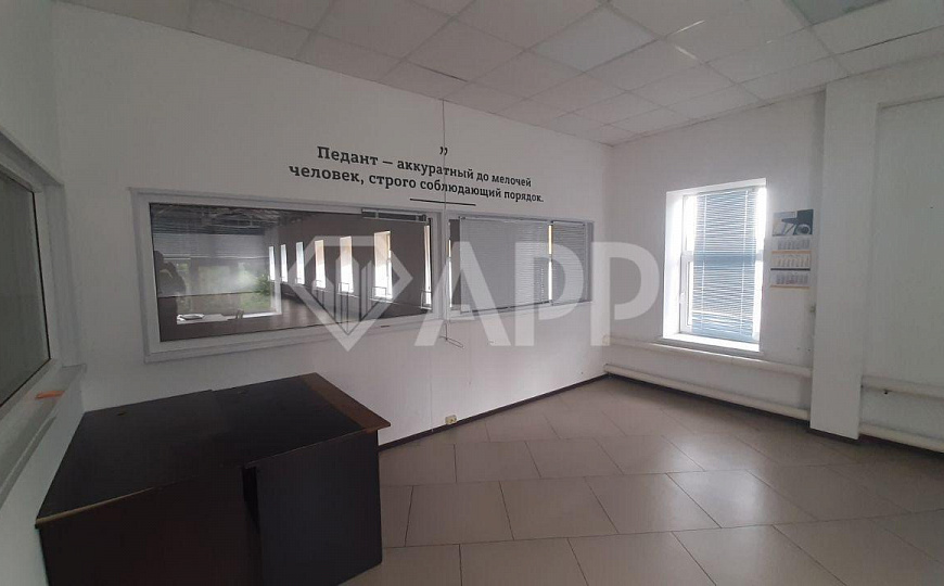 Помещение в едином зале на К Маркса 151 фото