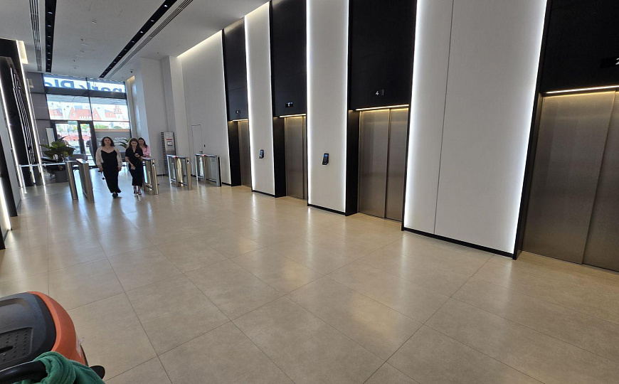 Сдам офисное помещение, 233 м² фото