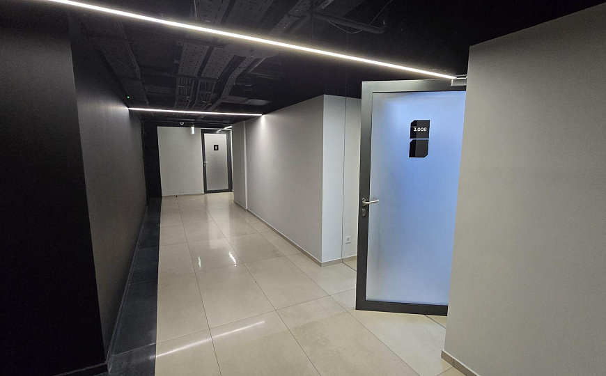 Сдам офисное помещение, 233 м² фото