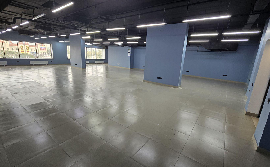 Сдам офисное помещение, 233 м² фото