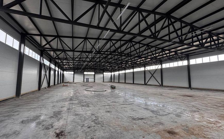 Сдам производственное помещение, 3 400 м² фото