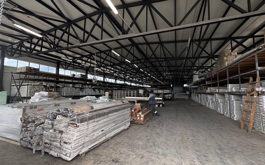 Сдам производственное помещение, 3 400 м² фото