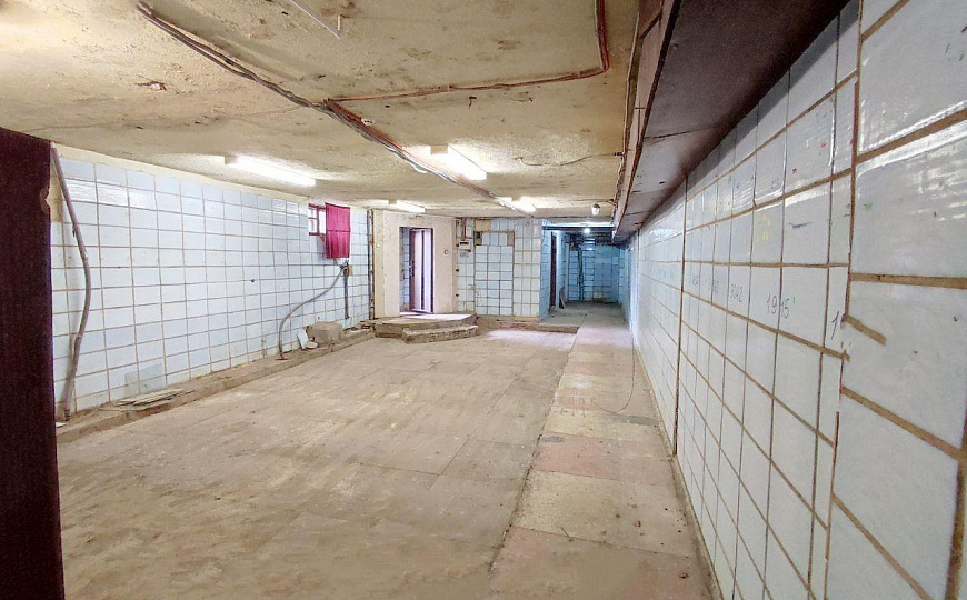 Помещение с арендатором. 126 м.. фото