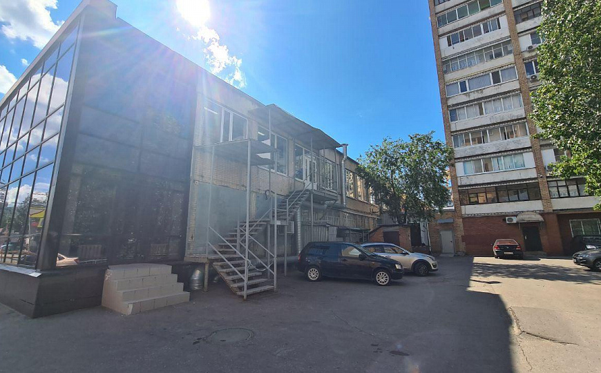 Помещение свободного назначения на 1 линии. фото