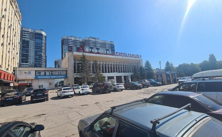 Помещение свободного назначения в географическом центре. фото