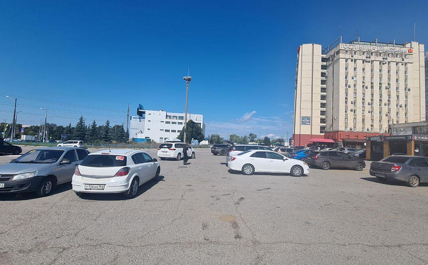 Помещение свободного назначения в географическом центре. фото