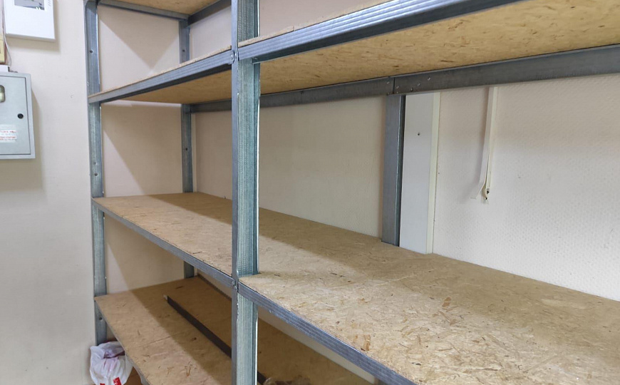 Помещение свободного назначения в историческом центре города, 1 линия, 81 м² фото