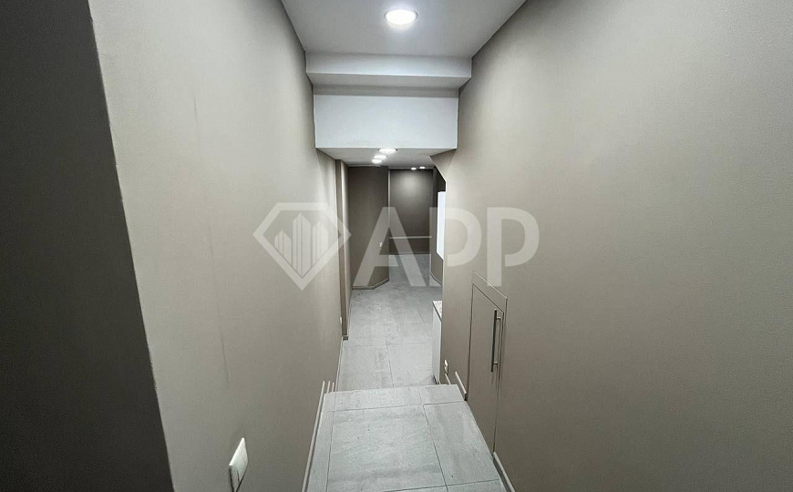 Центр/пешеходная/ офис/ салон/ аптека /трафик/мед центр фото