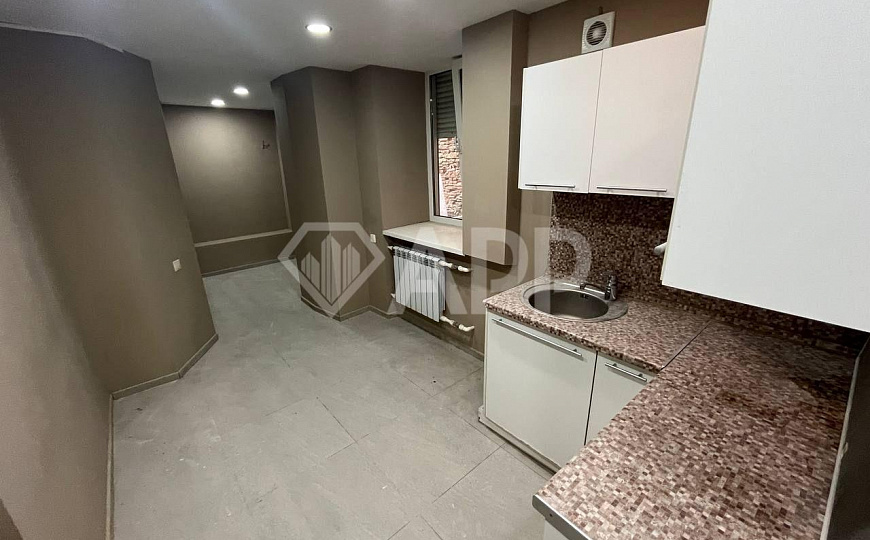 Центр/пешеходная/ офис/ салон/ аптека /трафик/мед центр фото