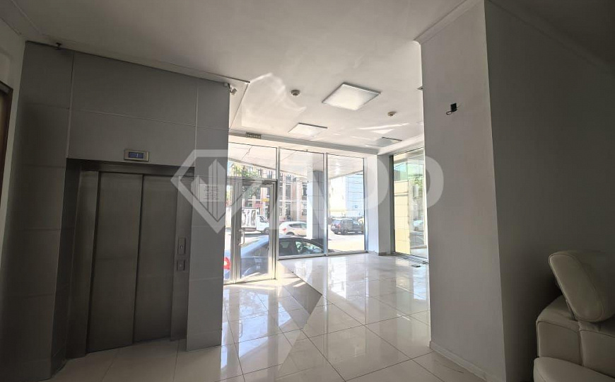 Сдаю торговое помещение, 150 м² фото