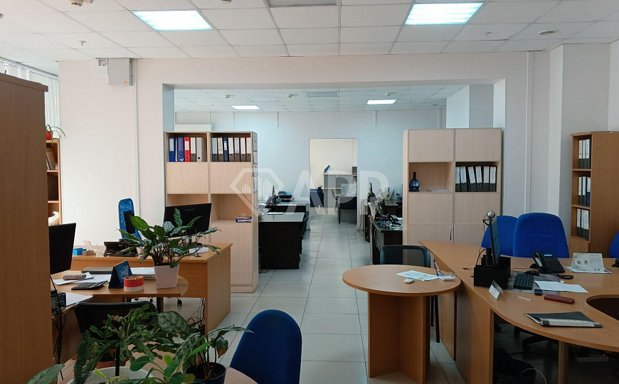 Сдаю помещение свободного назначения, 240 м² фото