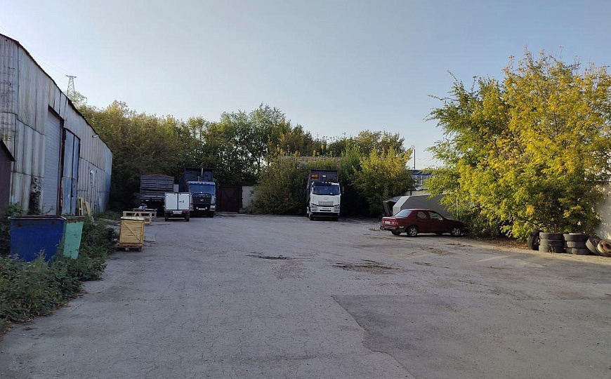 Продам складские помещения фото