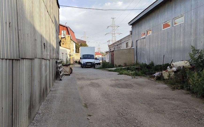 Продам складские помещения фото