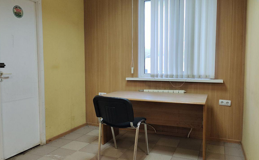 Продам складские помещения фото