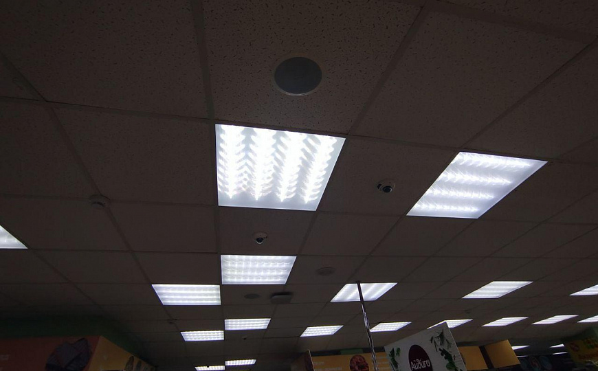 Сдаётся 1 этаж в ТЦ на 1 линии, 638 кв.м фото