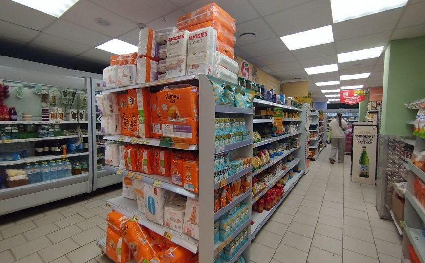 Сдаётся 1 этаж в ТЦ на 1 линии, 638 кв.м фото