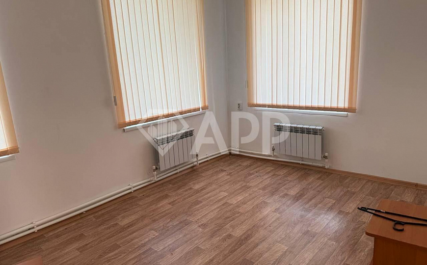 Продам коммерческое помещение под хостел (или свободного назначения) фото