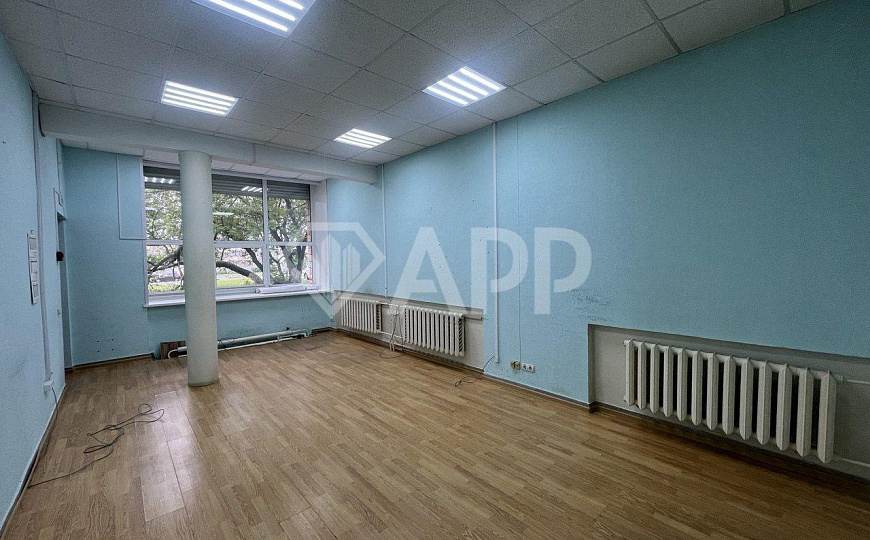 Аренда отдельно стоящего здания, 112.6 м², с парковкой фото