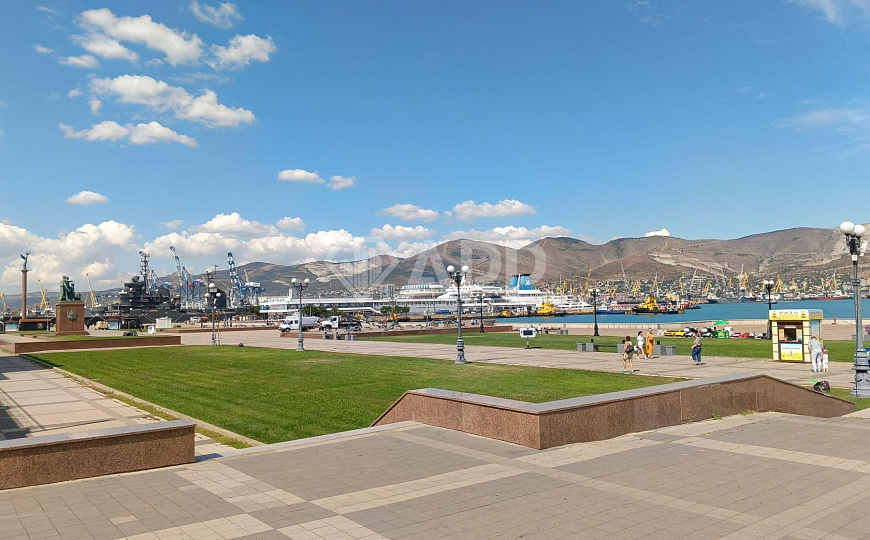 Сдаю помещение свободного назначения, 333 м² фото