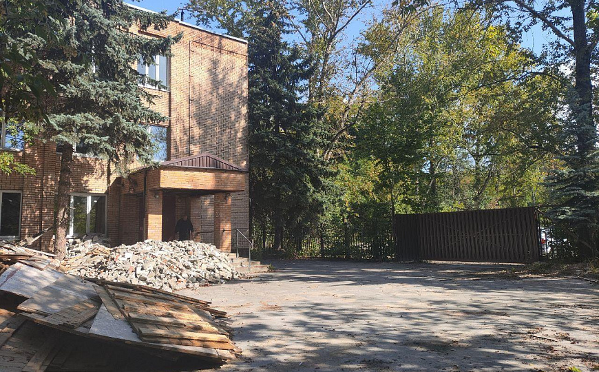 Сдам помещение в хорошем месте для аренды фото