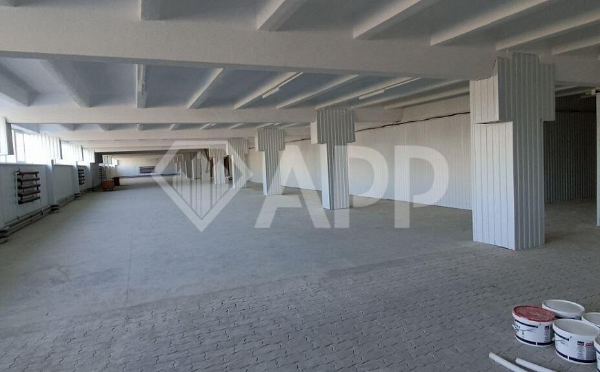 Сдам отдельно стоящее здание, 5 300 м² фото