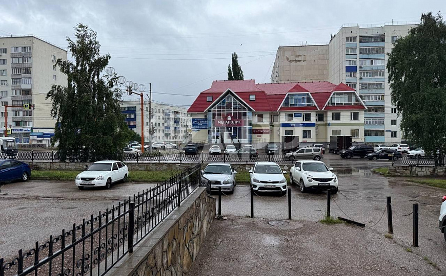 Помещение свободного назначения на красной линии фото