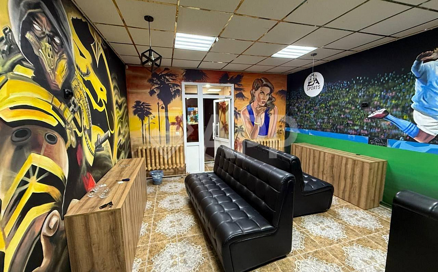 Помещение свободного назначения на красной линии фото