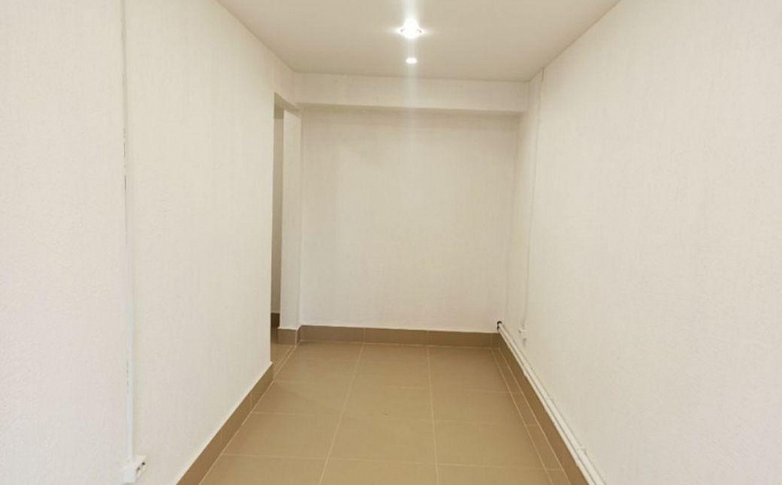Продам помещение свободного назначения. фото