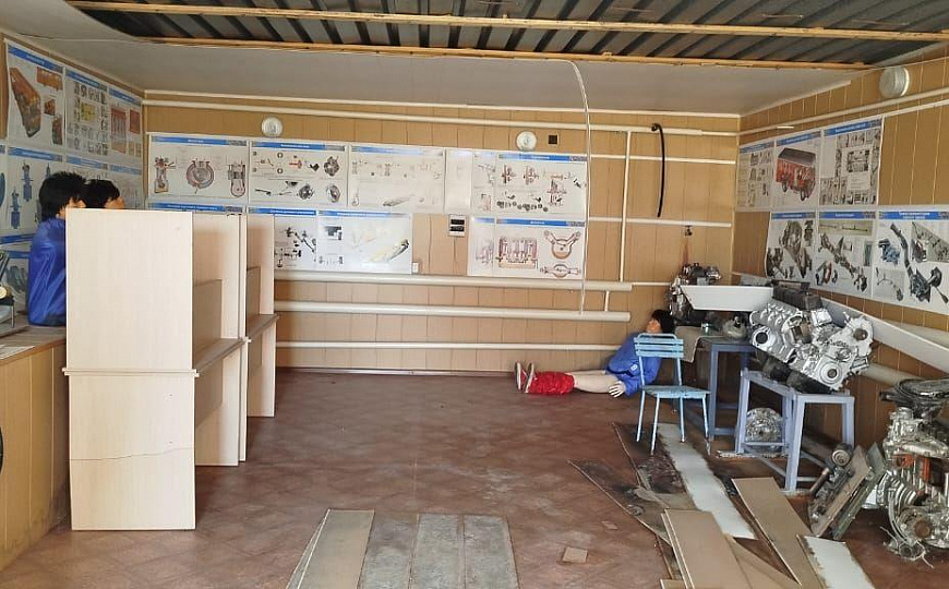 Помещения с ямой под автосервис, склад, производство от 53 до 600 м² фото