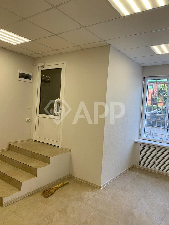 Офис.Салон.Магазин.Пвз.Свободное фото